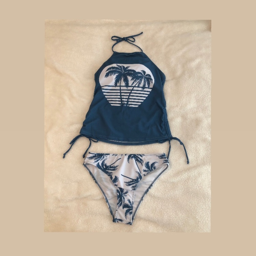 woman’s swimsuit with palm trees and padded bra size Medium brand new